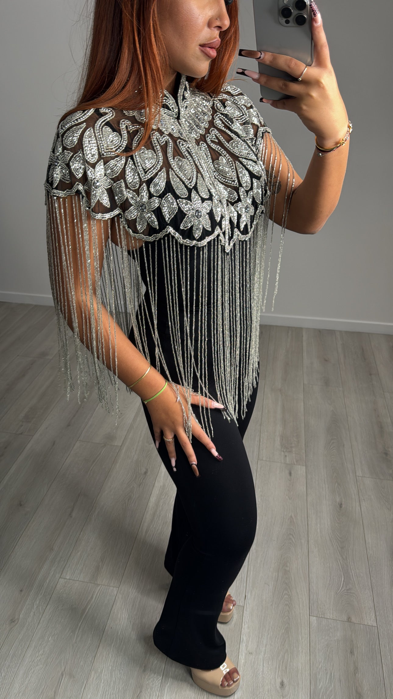 Poncho en perles – Création artisanale faite main